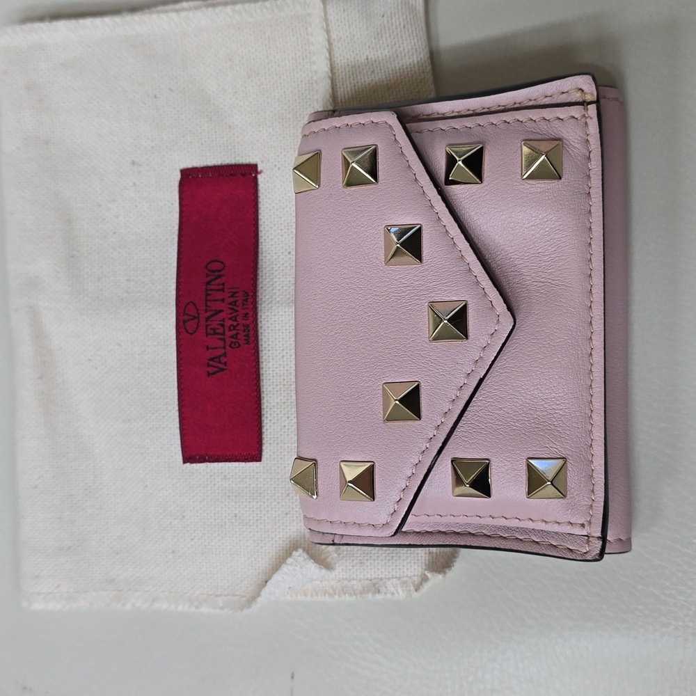 Valentino wallet